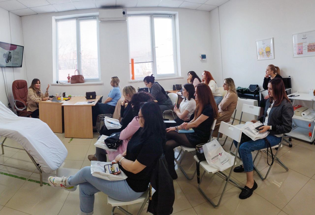 Рады поделиться с вами результатами мероприятия, которое состоялось в Нальчике - обучающего Мастер-класса по применению препарата МИОТОКС для практикующих врачей косметологов.